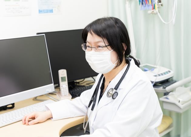 お茶の水橋交番横クリニック_渡邉 秀美代