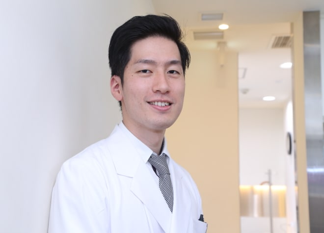 平和通り歯科口腔外科_角 伊三武