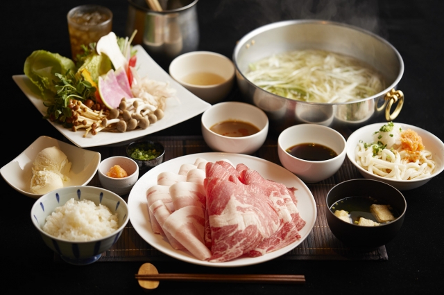 しゃぶしゃぶ牛太　コースカベイサイドストアーズ店