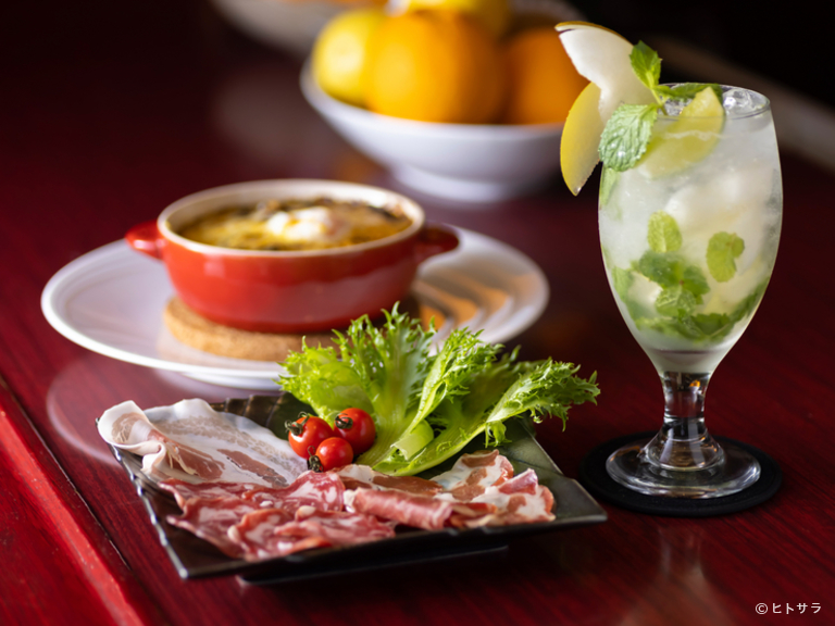 Cafe&Bar Refrain_3