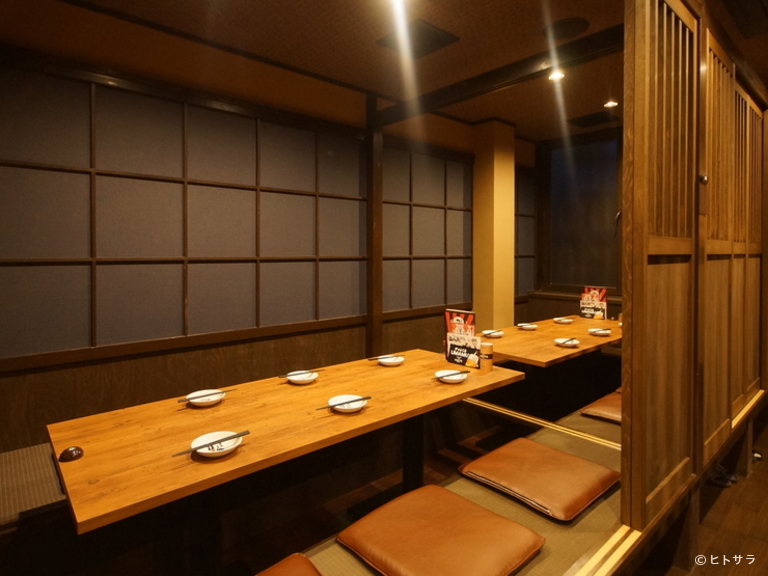 炭火焼鳥と手羽揚げの店 口八町　梅田東店_1