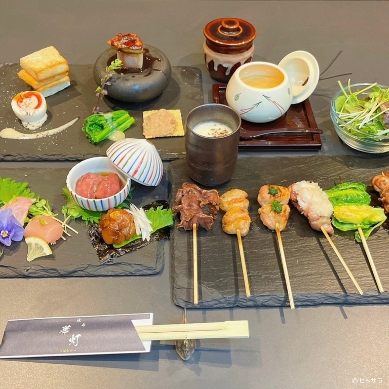焼鳥　華灯
