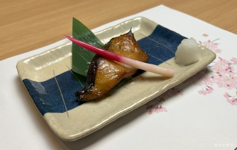 割烹居酒屋　宵のま　〇
