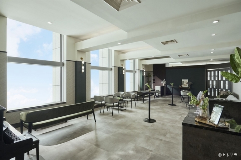 DESSERT RESTAURANT OPERA