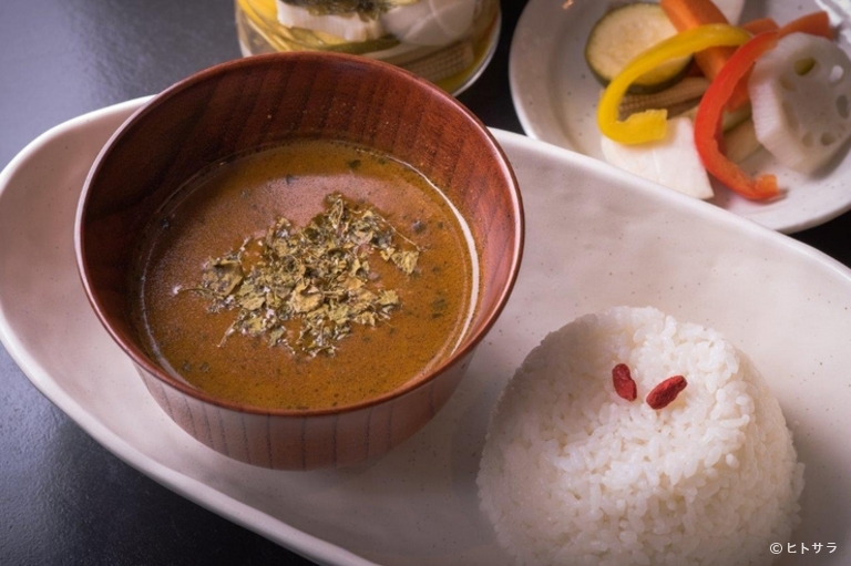 麻布十番　薬膳カレー 新海　虎ノ門店