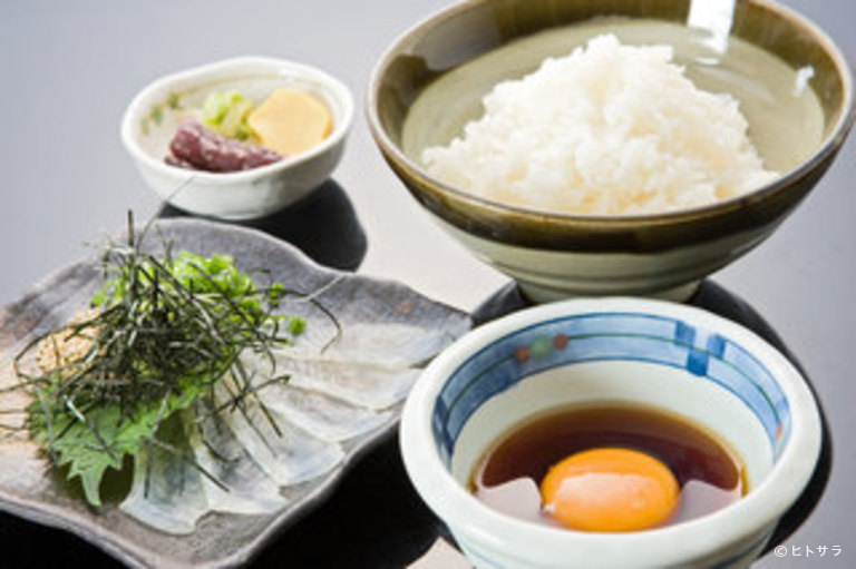 食・楽・酒・家　炉辺人　本店_1