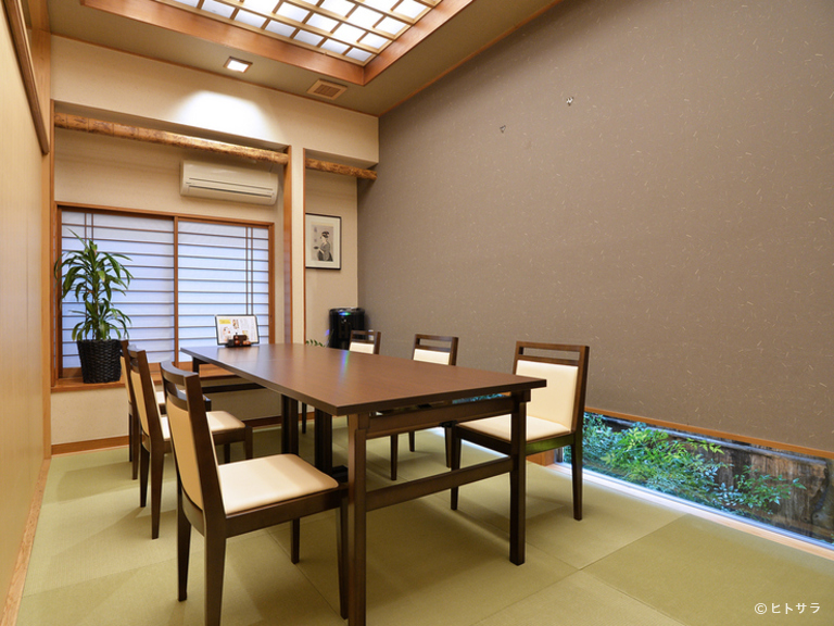 福島信夫山迎賓館　和食くろ沢　牛若丸_2