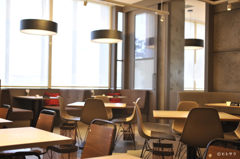 H.Q CAFE 成城店_3