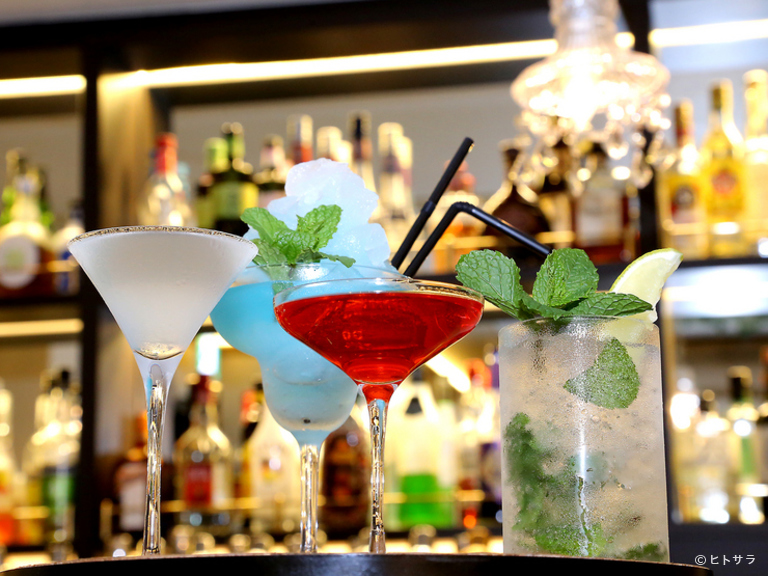 DINING＋BAR RAZZLE DAZZLE_2
