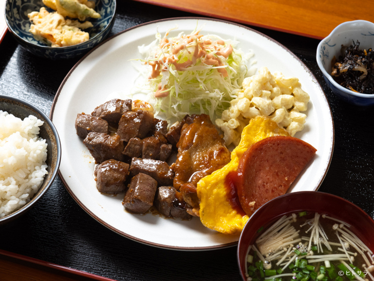 OKINAWA食堂酒場　ギボショウテン