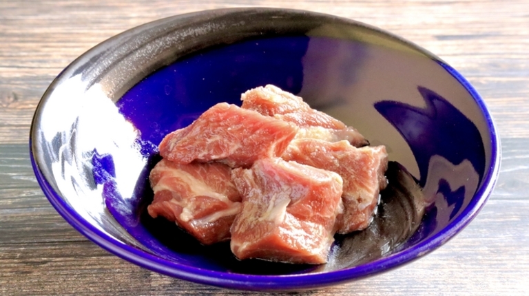大雄山　塩ホルモン焼肉　炭備_2