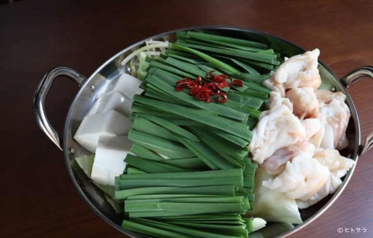 あごだしもつ鍋と旬の野菜　はがくれ