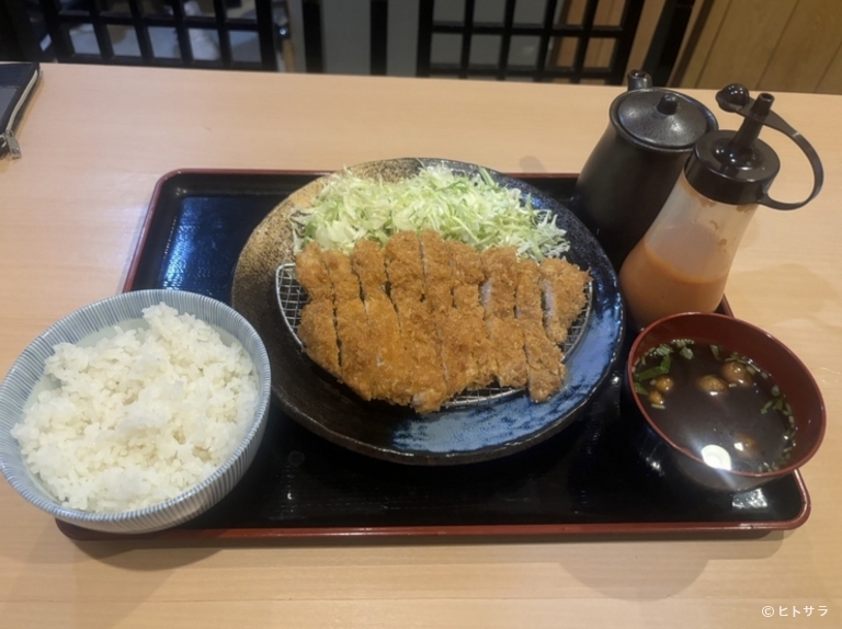ススム　ダイニング_2