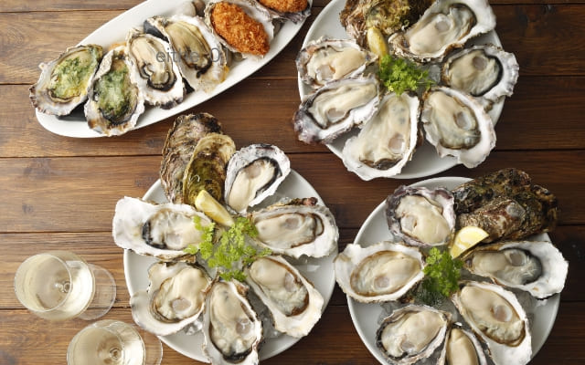 8TH　SEA　OYSTER　Market　Kitchen阪急うめだ店