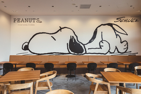 PEANUTS Cafe 大阪_1