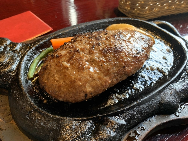 ステーキいづつや長岡店
