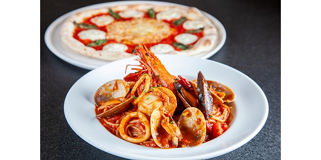 Pizzeria　AMORINO