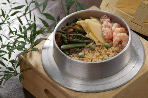 葉山鳥ぎん　米が浜通店_2