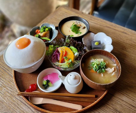 吹上の森　三田店