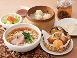 大連餃子基地　DALIAN　ららぽーと福岡店