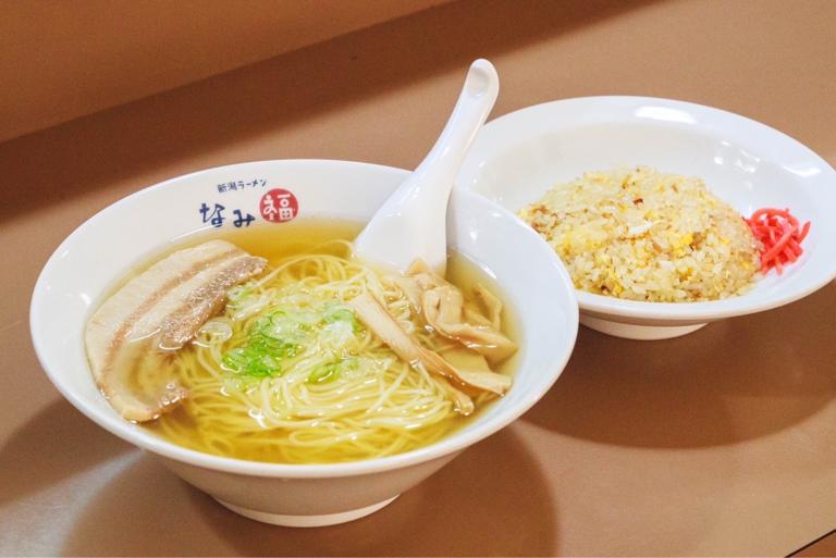 新潟ラーメン　なみ福