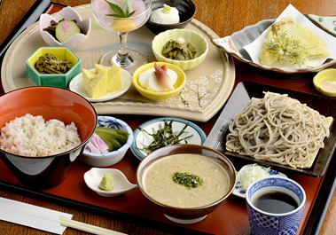 そば処・日本料理　筑膳