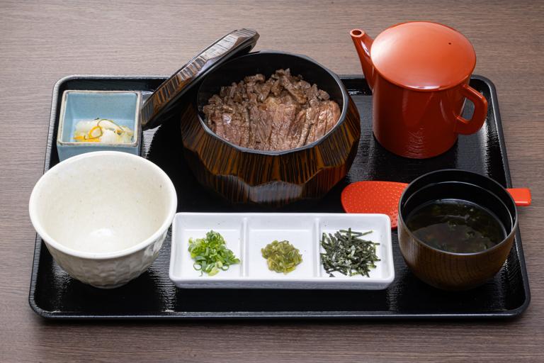 お肉膳スギモト　三井アウトレットパーク岡崎店_1