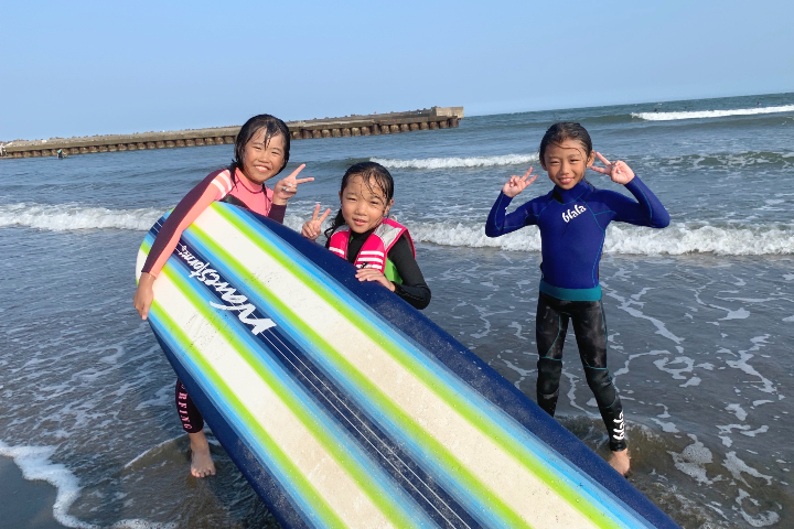 mi surfing school(ミー　サーフィン　スクール)