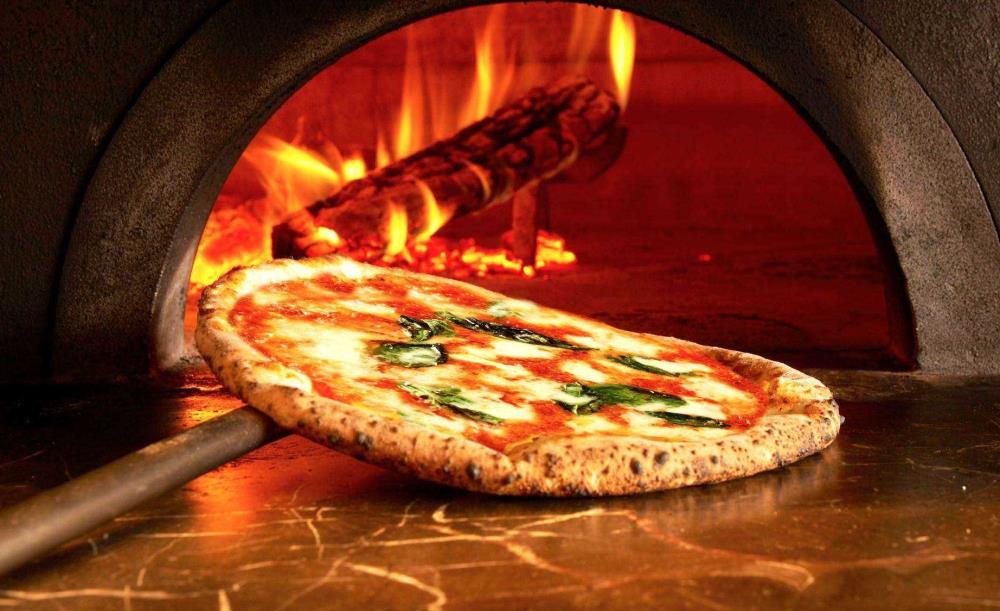 PIZZA SALVATORE CUOMO 白金_3