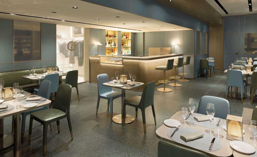 ARMANI / CAFFE 表参道