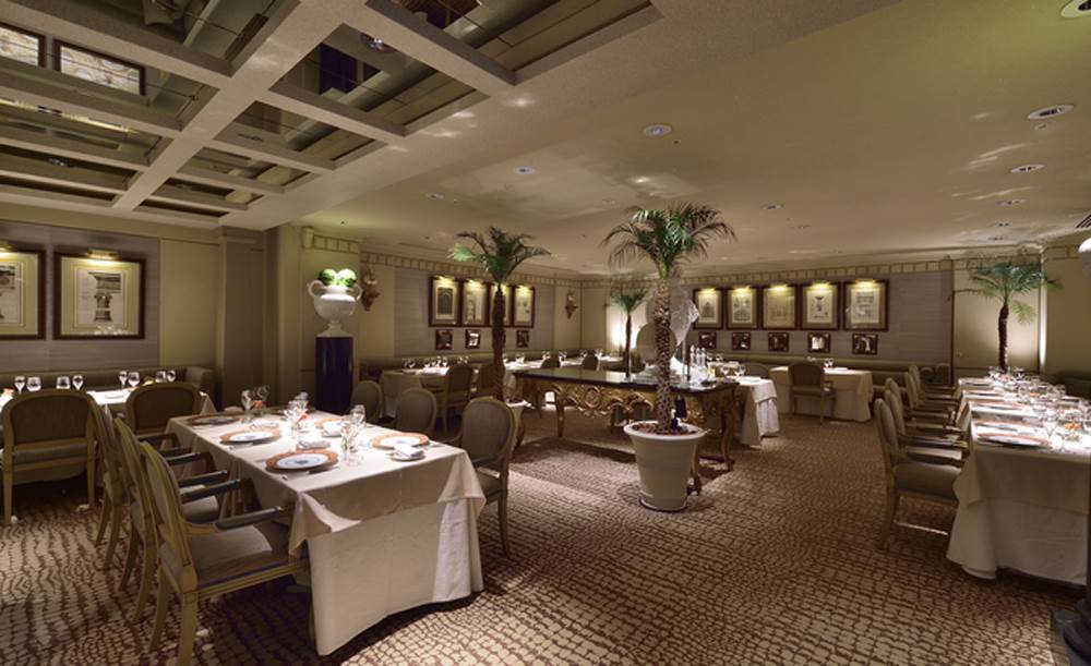 レ・セレブリテ／ホテル日航福岡