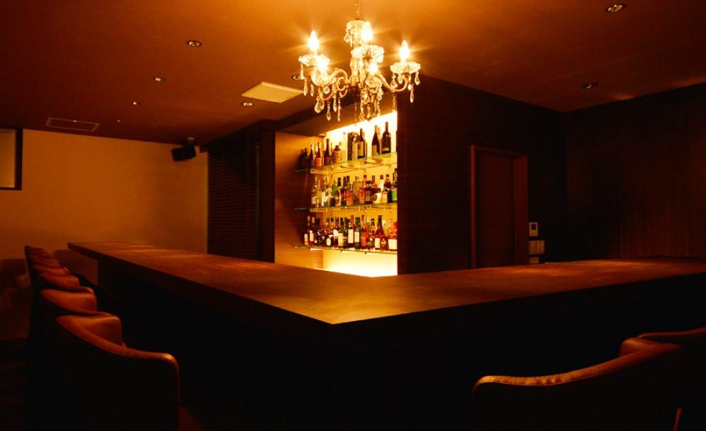 Lounge Bar Courage