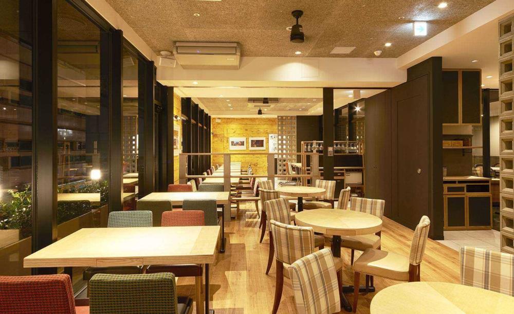 common cafe 新宿歌舞伎町店