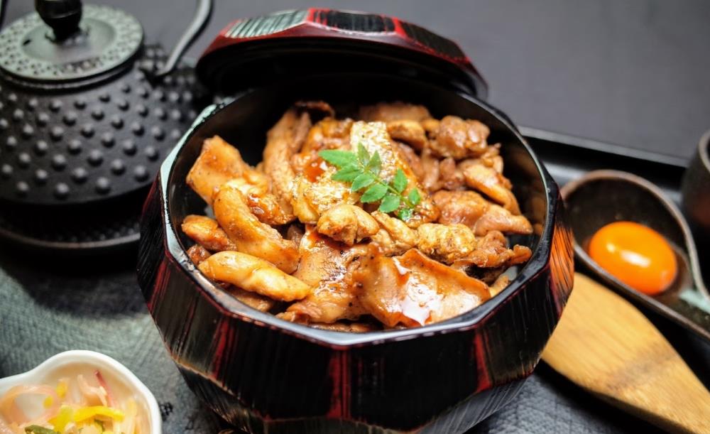 比内地鶏専門店 焼鳥 鶏まぶし 銀座かしわ_4