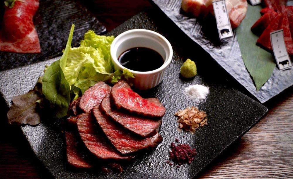 肉ビストロ まえだ -水晶板焼肉と逸品料理-_3