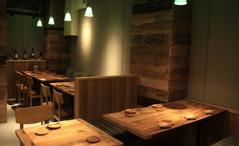 鉄板串 燻製 MOKU 大森店