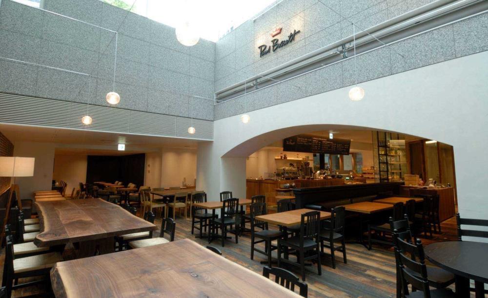Paul Bassett 新宿