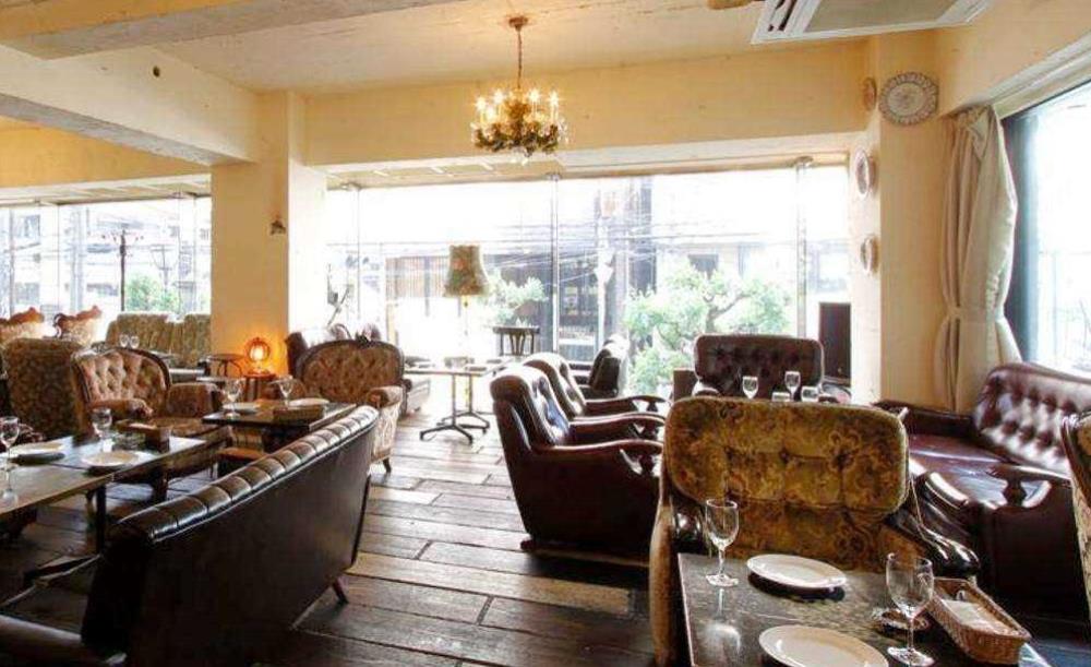 SPANISH LOUNGE PARADOR