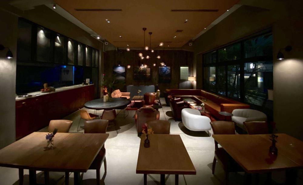 RIVERSIDE CLUB_2