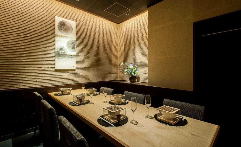 個室和食東山 東京駅前店