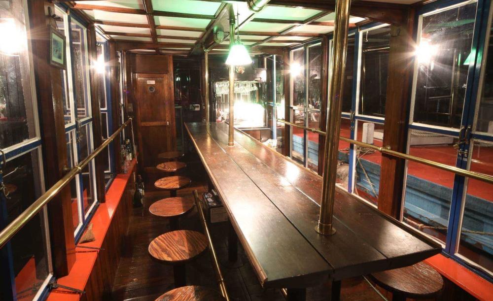 Som's Bar