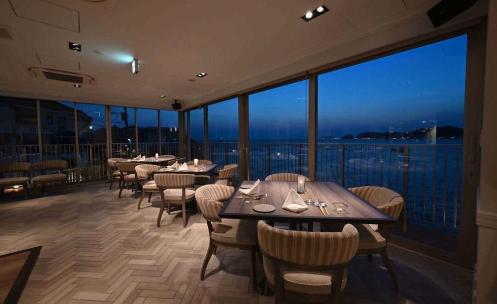 THE HARBOR TERRACE／THE HARBOR TERRACE_2