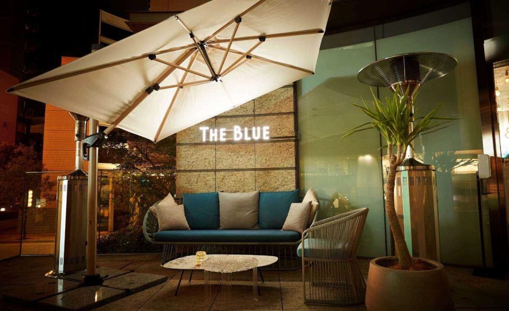 THE BLUE_2