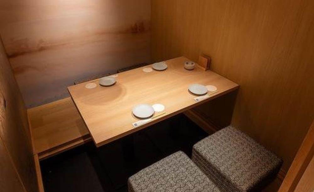 全席個室 鮨と酒日和 ととうお 秋葉原駅前店