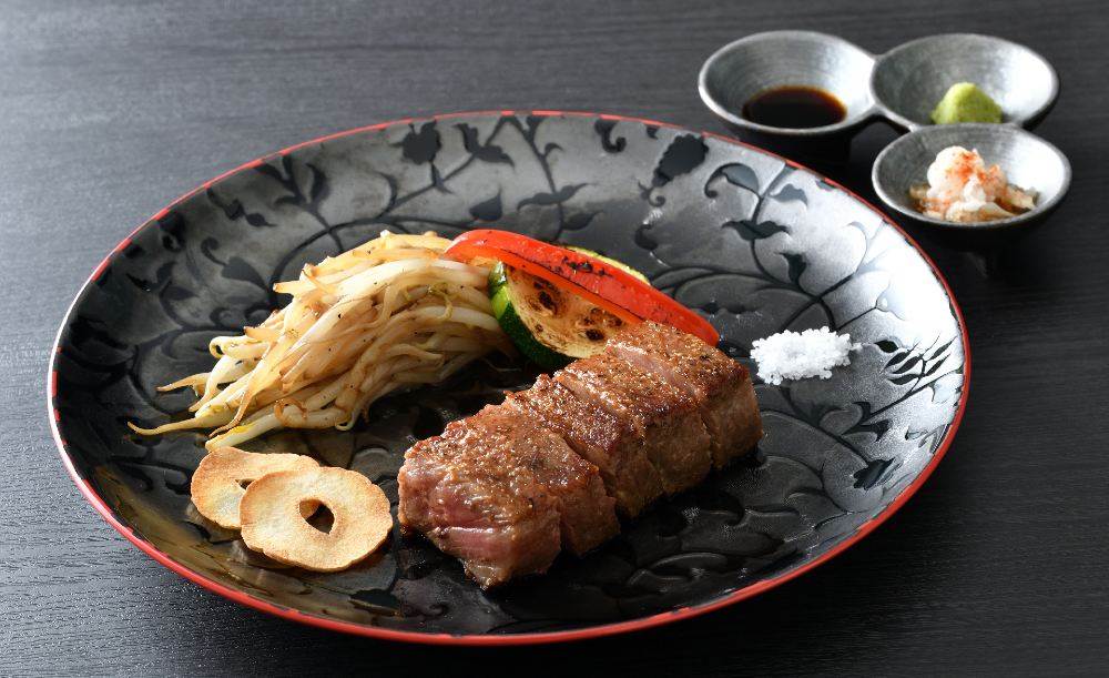 鉄板焼いっせつステーキ＆Bar_3