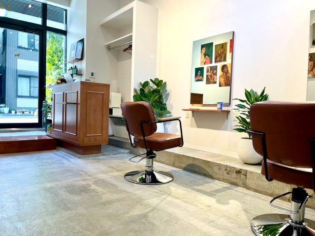 THOMPSON ST. HAIR
