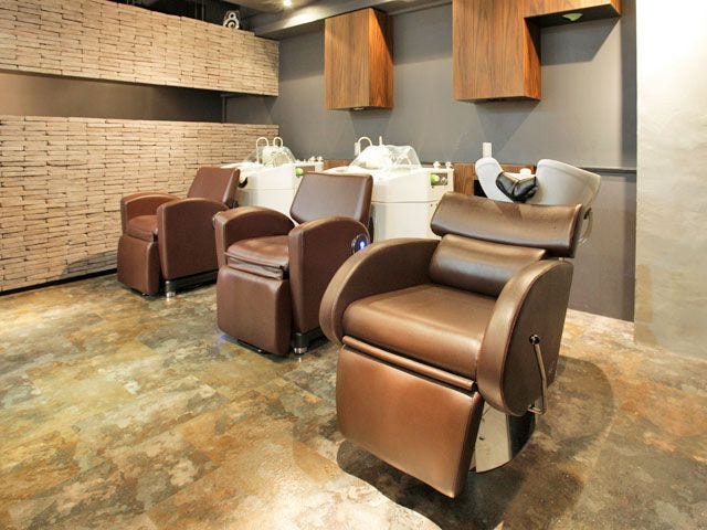 AUGUST hair nail_1