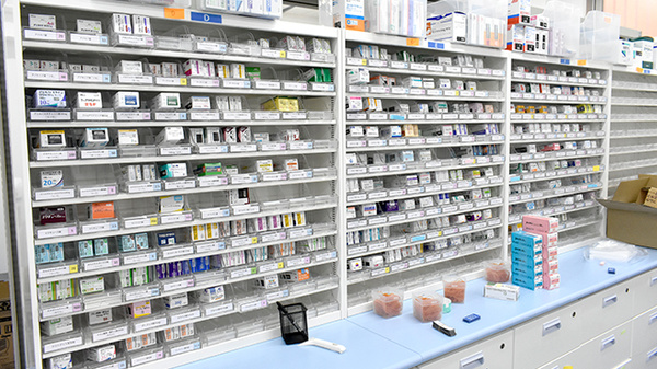サンキュードラッグ門司港本店薬局_4