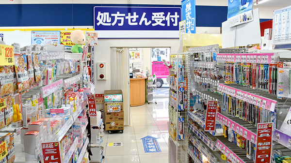 アカカベ薬局　吉田店_3