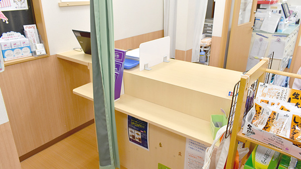フレンド薬局　東大宮店_4